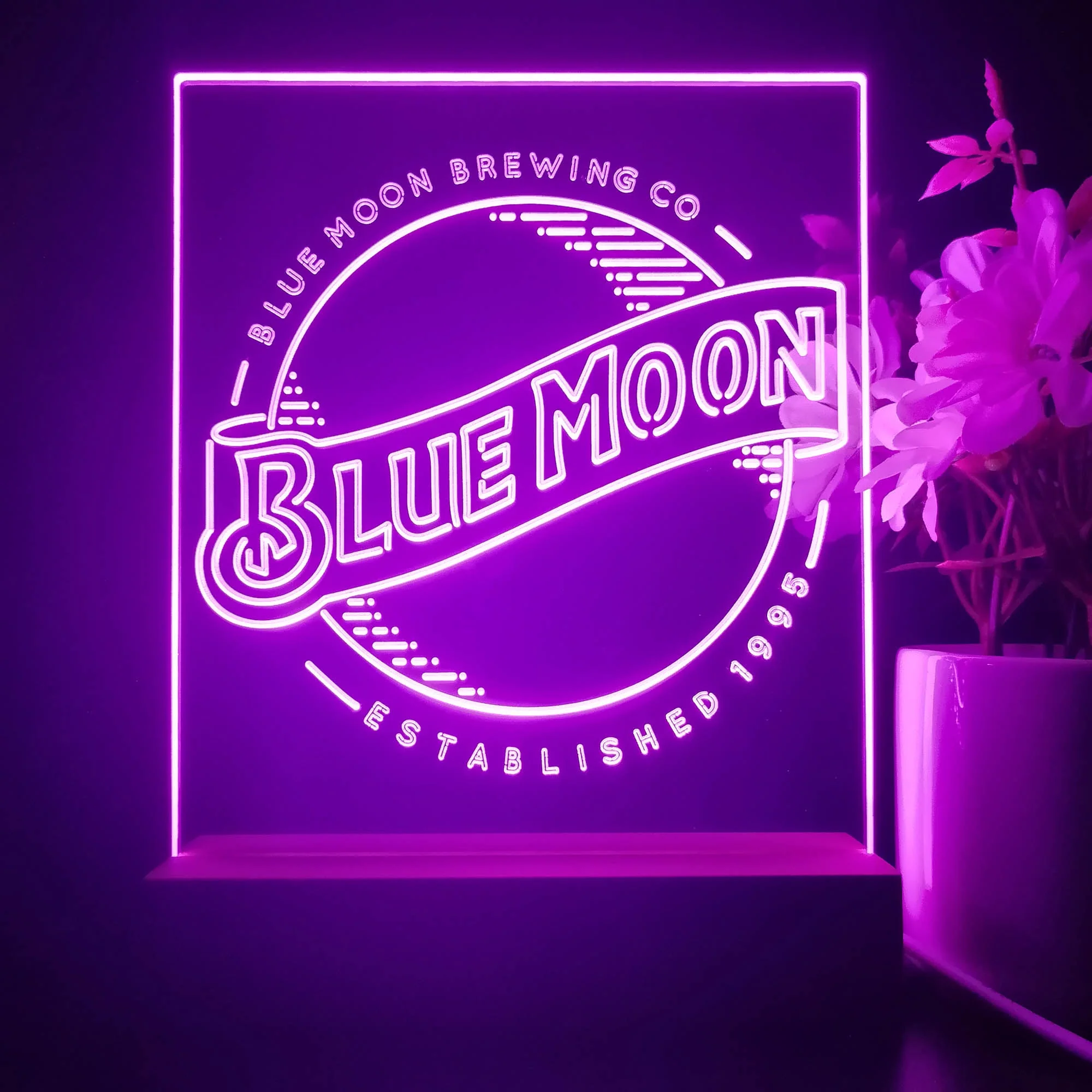 Blue Moon Bar 3D Illusion Night Light Desk Lamp - Image 3