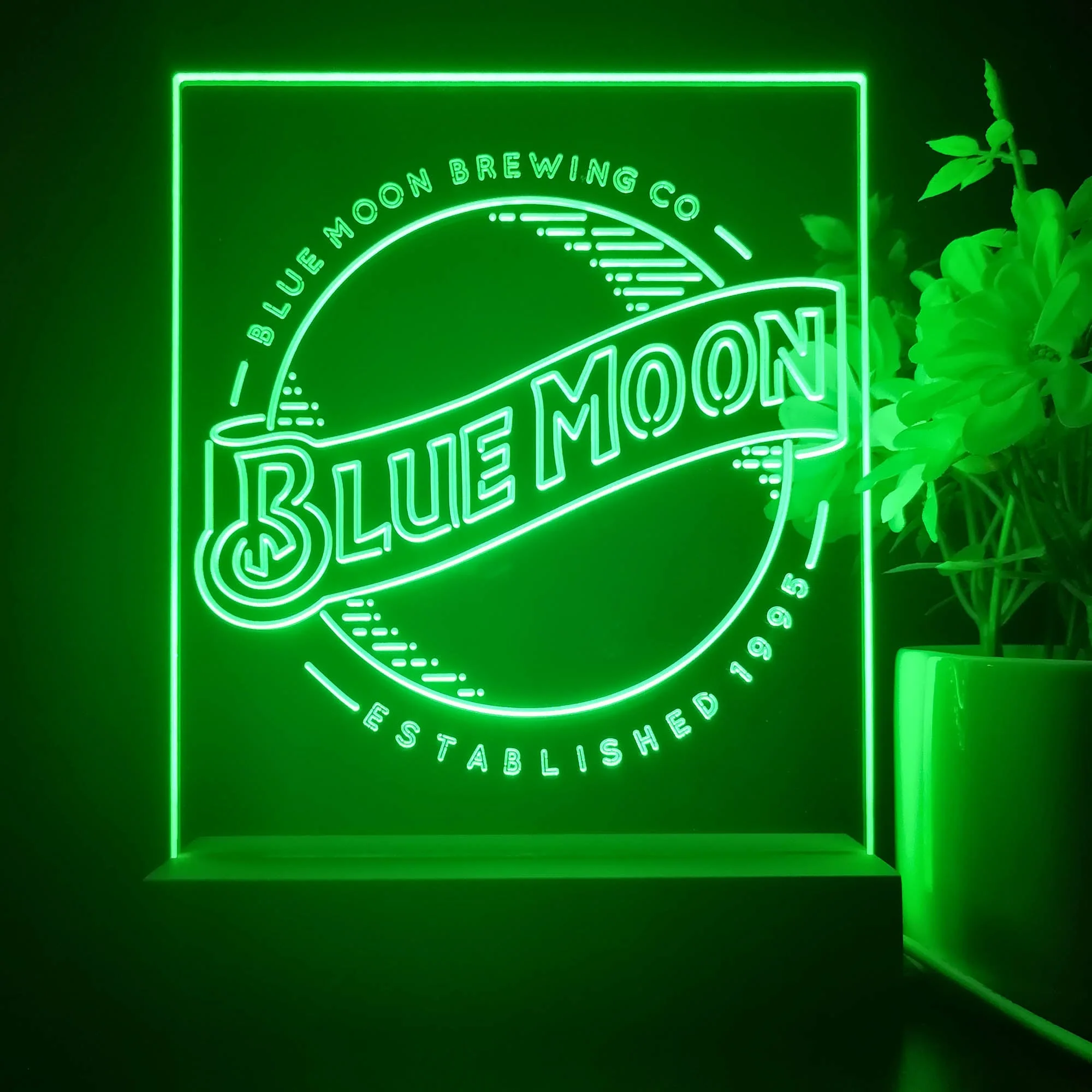 Blue Moon Bar 3D Illusion Night Light Desk Lamp - Image 4